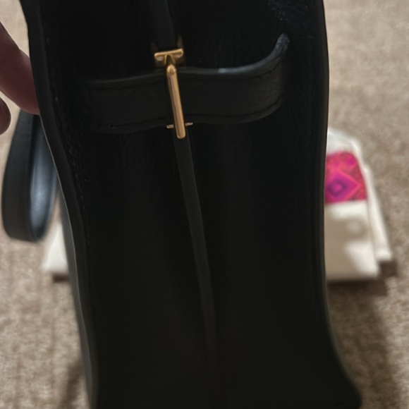 Tory Burch Med. Tote - Picture 14 of 16